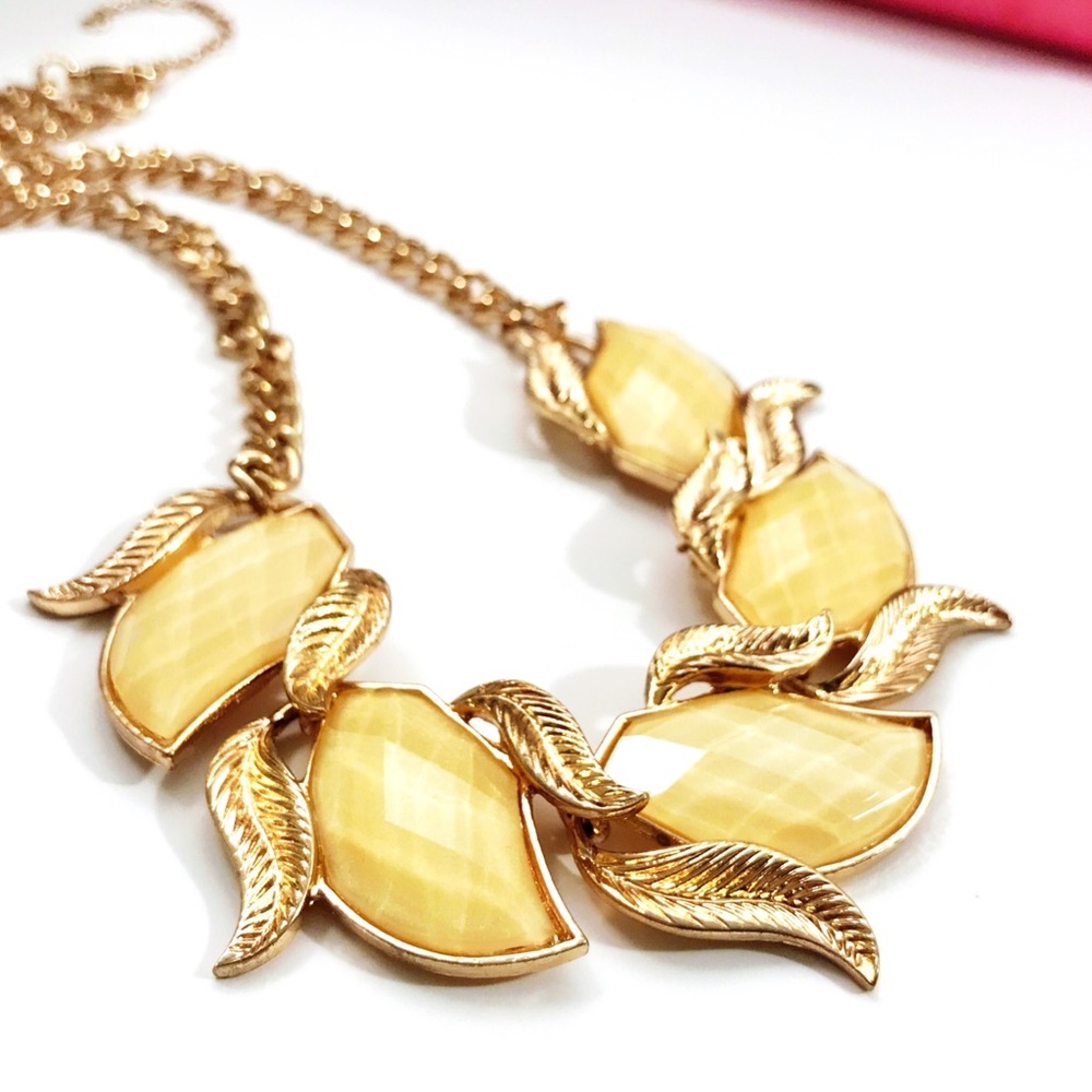 Gold | Flower Petal | Charm Necklace